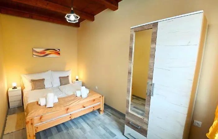Rejtekhely Apartman